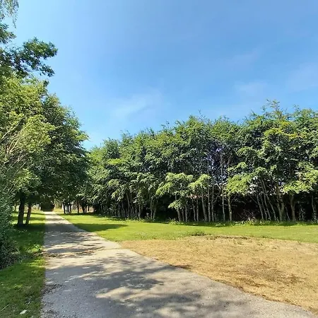 De La Ferme D'hougerville